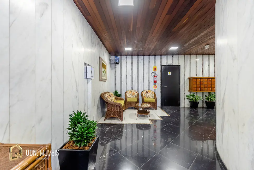 Foto 4 de Apartamento com 2 quartos à venda, 109m2 em Centro, Blumenau - SC