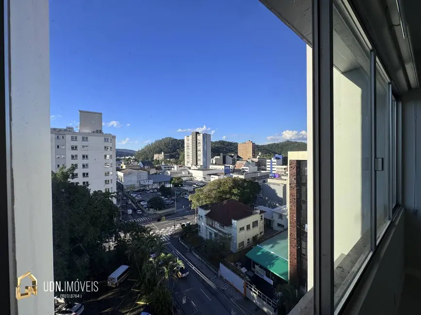 Foto 1 de Sala Comercial para alugar, 34m2 em Centro, Blumenau - SC