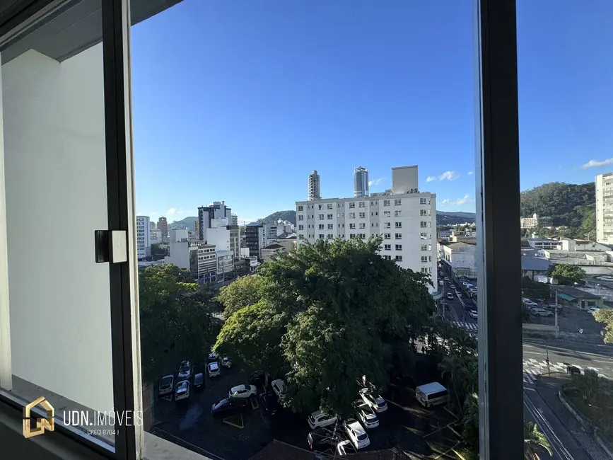 Foto 5 de Sala Comercial para alugar, 34m2 em Centro, Blumenau - SC