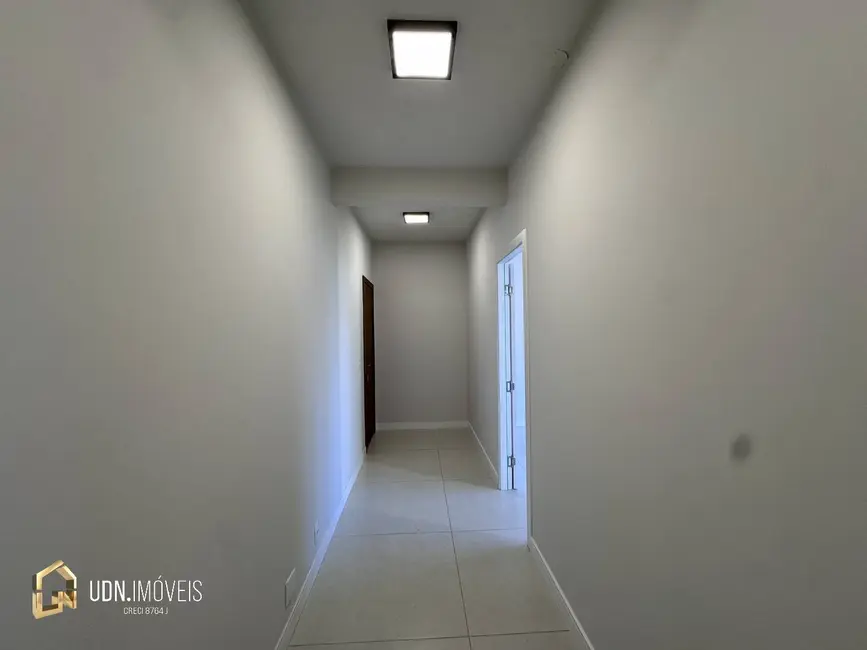 Foto 6 de Sala Comercial para alugar, 34m2 em Centro, Blumenau - SC