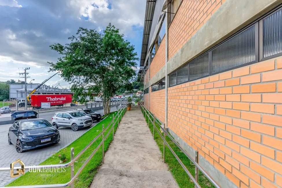 Armazém / Galpão para alugar, 875m2 em Fortaleza Alta, Blumenau - SC - imagem 8 Foto 8 de Armazém / Galpão para alugar, 875m2 em Fortaleza Alta, Blumenau - SC