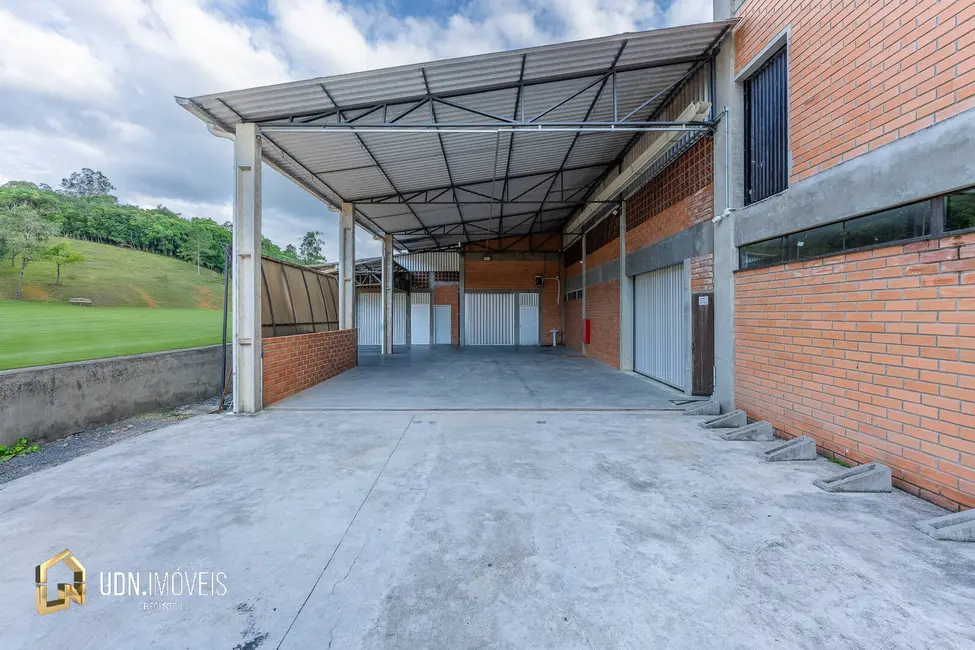 Armazém / Galpão para alugar, 652m2 em Fortaleza Alta, Blumenau - SC - imagem 4 Foto 4 de Armazém / Galpão para alugar, 652m2 em Fortaleza Alta, Blumenau - SC