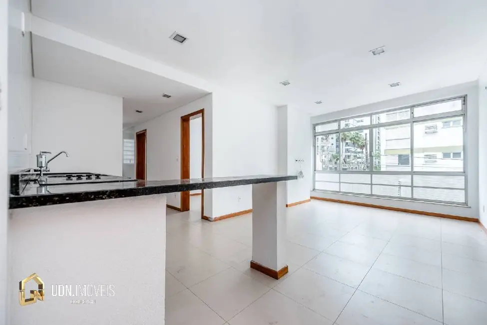 Foto 1 de Apartamento com 2 quartos para alugar, 52m2 em Jardim Blumenau, Blumenau - SC