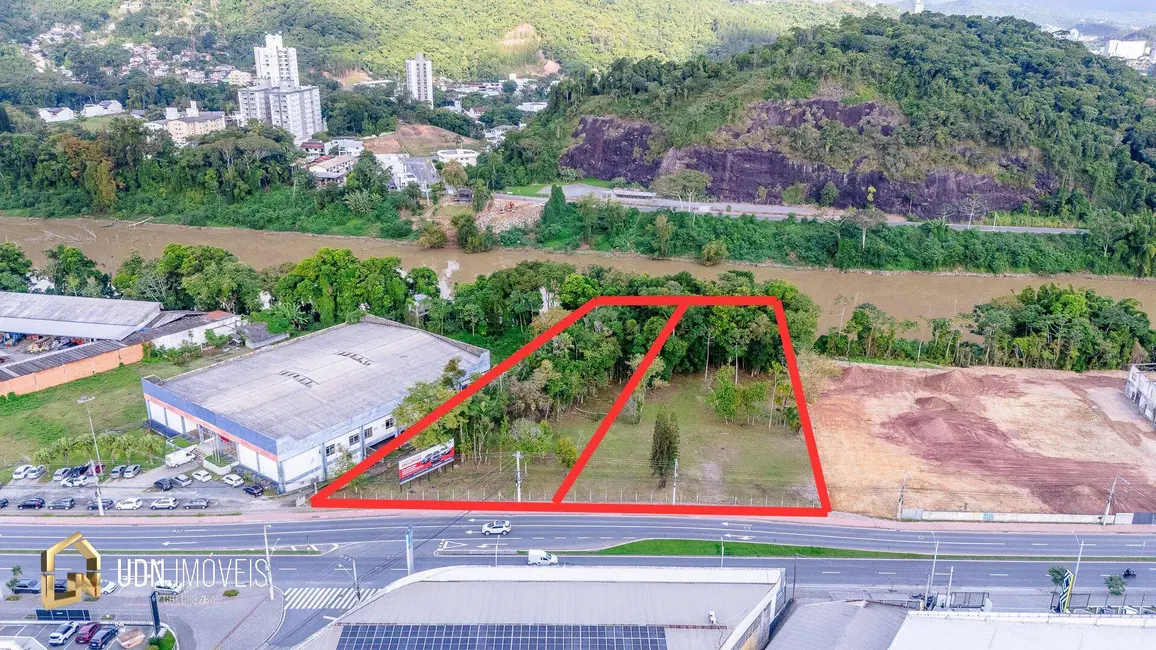 Foto 2 de Terreno / Lote à venda, 2569m2 em Itoupava Norte, Blumenau - SC