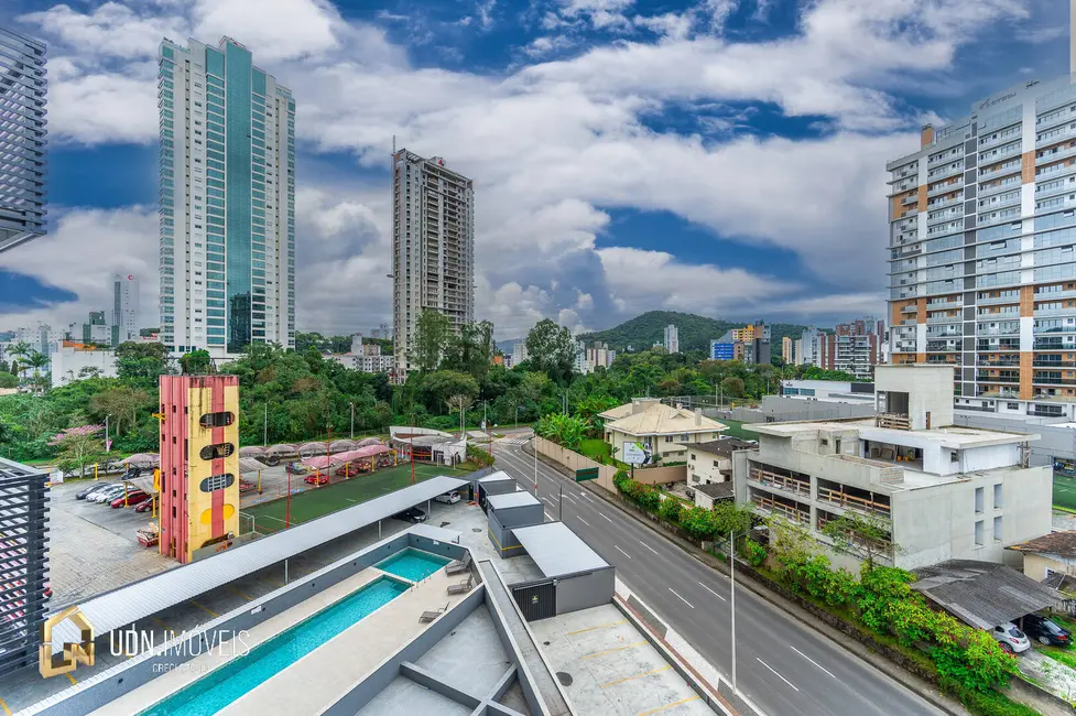Apartamento com 2 quartos para alugar, 64m2 em Centro, Blumenau - SC - imagem 8 Foto 8 de Apartamento com 2 quartos para alugar, 64m2 em Centro, Blumenau - SC