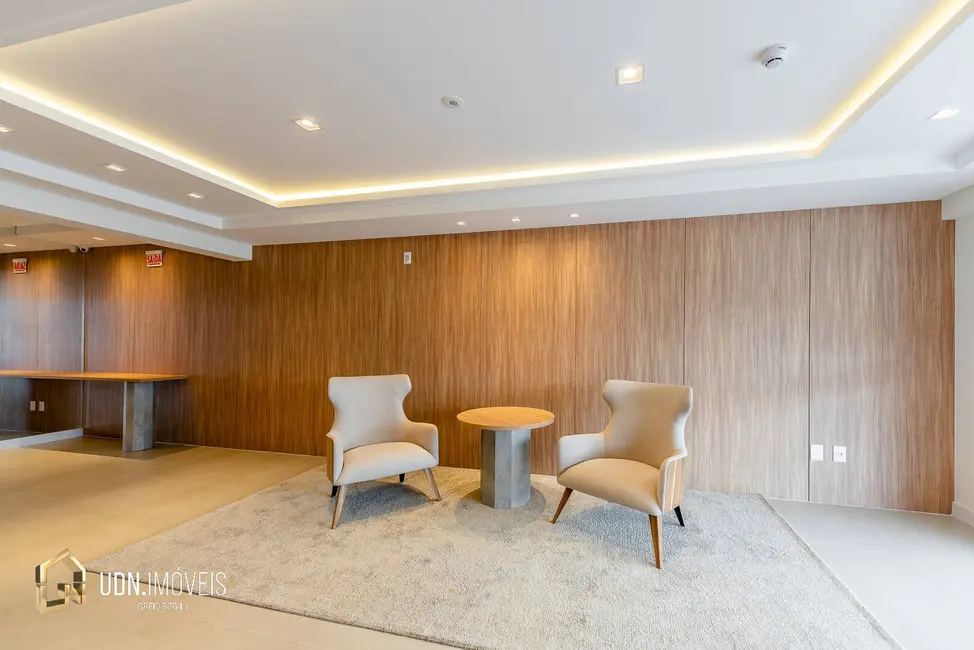 Apartamento com 2 quartos para alugar, 64m2 em Centro, Blumenau - SC - imagem 7 Foto 7 de Apartamento com 2 quartos para alugar, 64m2 em Centro, Blumenau - SC