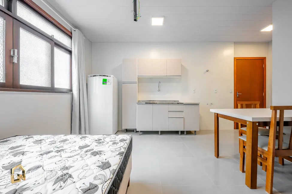 Foto 3 de Apartamento com 1 quarto para alugar, 35m2 em Vorstadt, Blumenau - SC