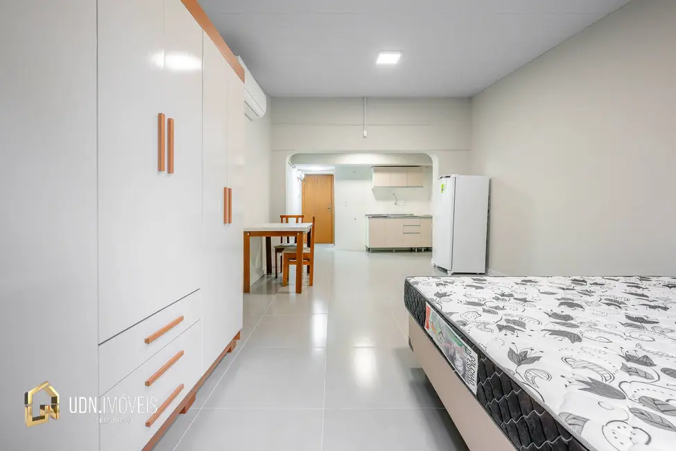 Apartamento com 1 quarto para alugar, 30m2 em Vorstadt, Blumenau - SC - imagem 6 Foto 6 de Apartamento com 1 quarto para alugar, 30m2 em Vorstadt, Blumenau - SC