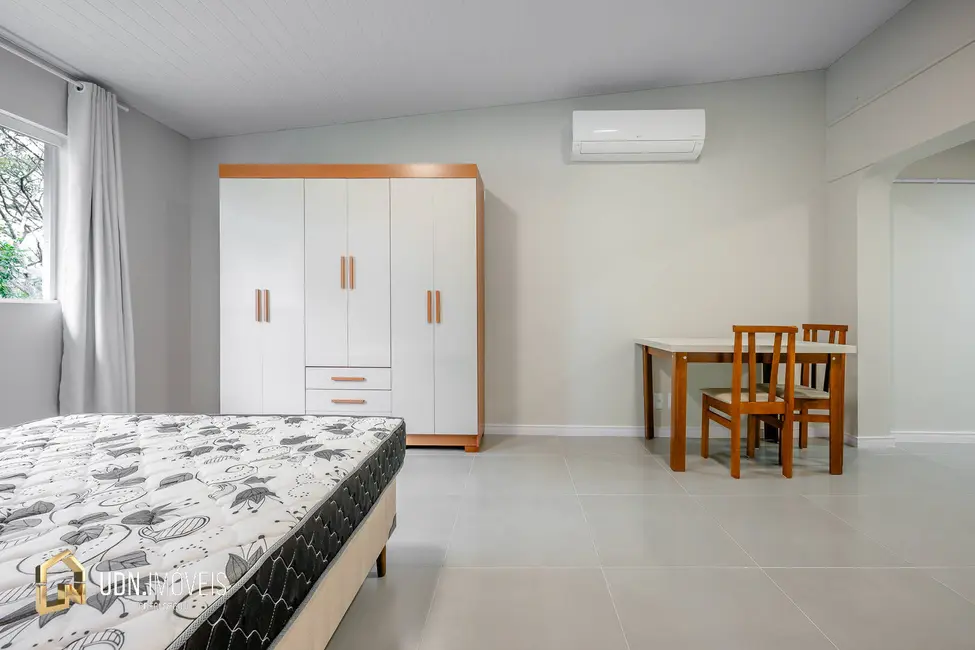 Apartamento com 1 quarto para alugar, 30m2 em Vorstadt, Blumenau - SC - imagem 3 Foto 3 de Apartamento com 1 quarto para alugar, 30m2 em Vorstadt, Blumenau - SC