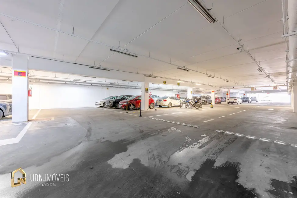 Foto 9 de Sala Comercial para alugar, 1035m2 em Centro, Blumenau - SC