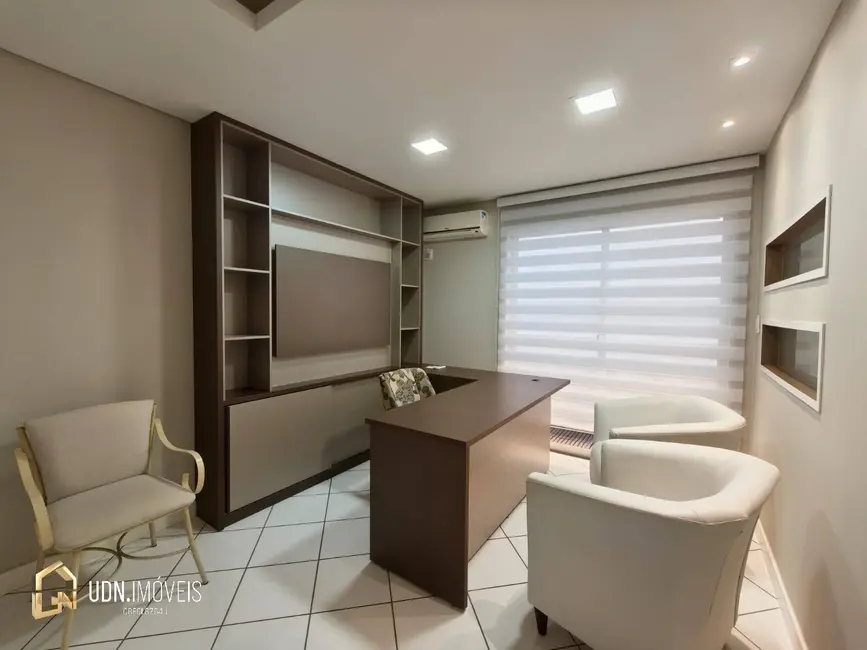 Foto 1 de Sala Comercial para alugar, 40m2 em Itoupava Seca, Blumenau - SC