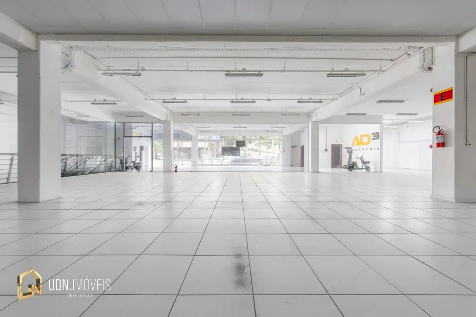 Foto 8 de Sala Comercial para alugar, 2326m2 em Centro, Blumenau - SC