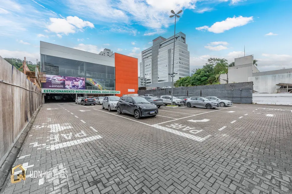 Foto 7 de Sala Comercial para alugar, 2326m2 em Centro, Blumenau - SC