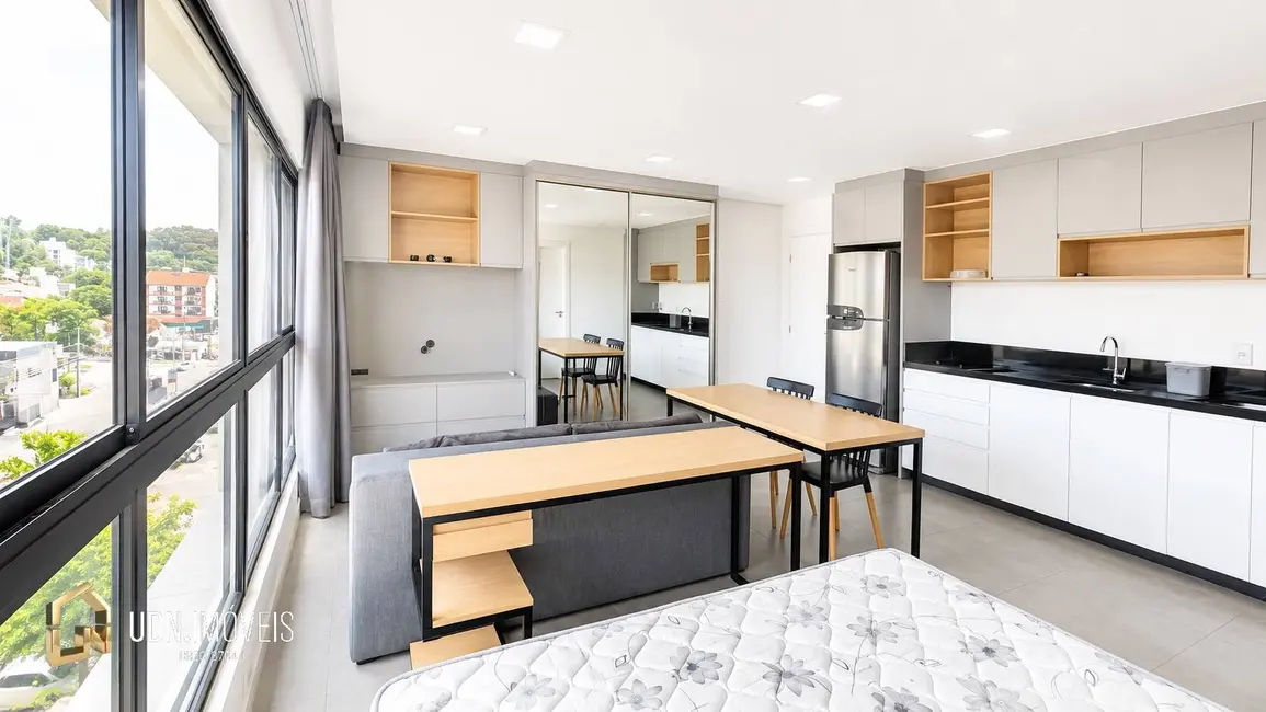 Apartamento com 1 quarto para alugar, 35m2 em Itoupava Seca, Blumenau - SC - imagem 1 Foto 1 de Apartamento com 1 quarto para alugar, 35m2 em Itoupava Seca, Blumenau - SC