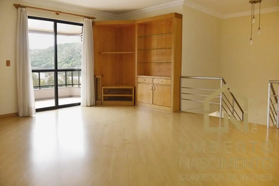 Apartamento com 4 quartos à venda, 302m2 em Ponta Aguda, Blumenau - SC - imagem 3 Foto 3 de Apartamento com 4 quartos à venda, 302m2 em Ponta Aguda, Blumenau - SC
