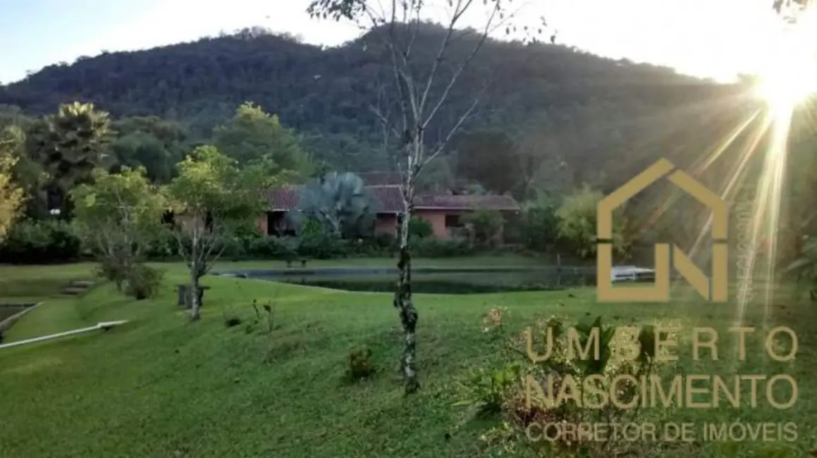 Chácara com 2 quartos à venda, 140m2 em Itoupavazinha, Blumenau - SC - imagem 3 Foto 3 de Chácara com 2 quartos à venda, 140m2 em Itoupavazinha, Blumenau - SC