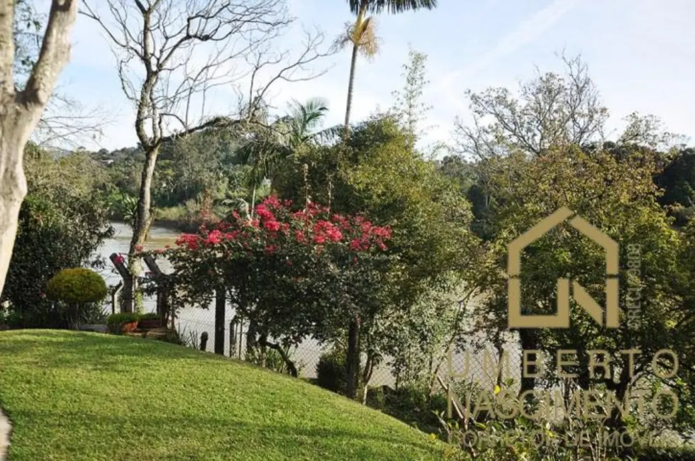 Casa com 3 quartos à venda, 256m2 em Itoupava Norte, Blumenau - SC - imagem 5 Foto 5 de Casa com 3 quartos à venda, 256m2 em Itoupava Norte, Blumenau - SC