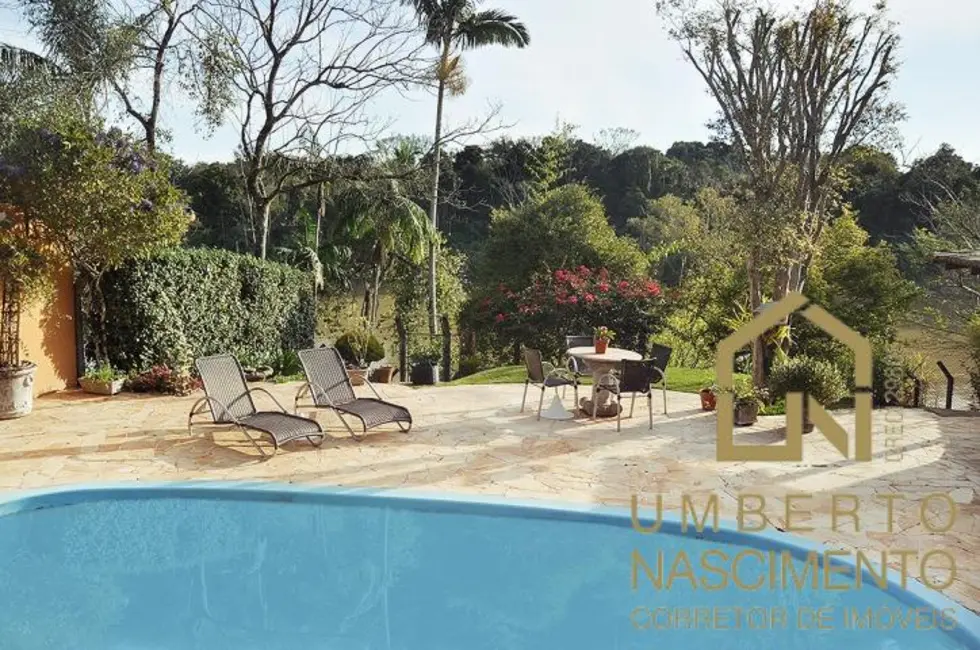 Casa com 3 quartos à venda, 256m2 em Itoupava Norte, Blumenau - SC - imagem 4 Foto 4 de Casa com 3 quartos à venda, 256m2 em Itoupava Norte, Blumenau - SC