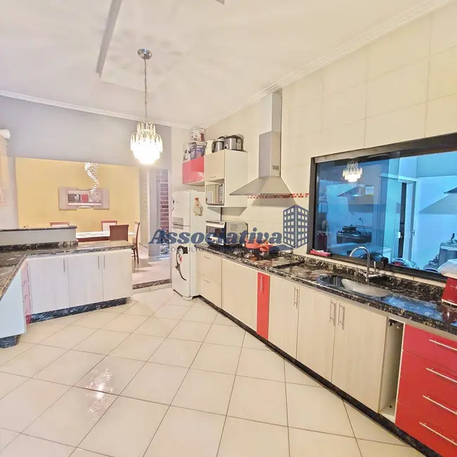 Foto 3 de Casa com 3 quartos à venda em Barranco, Taubate - SP