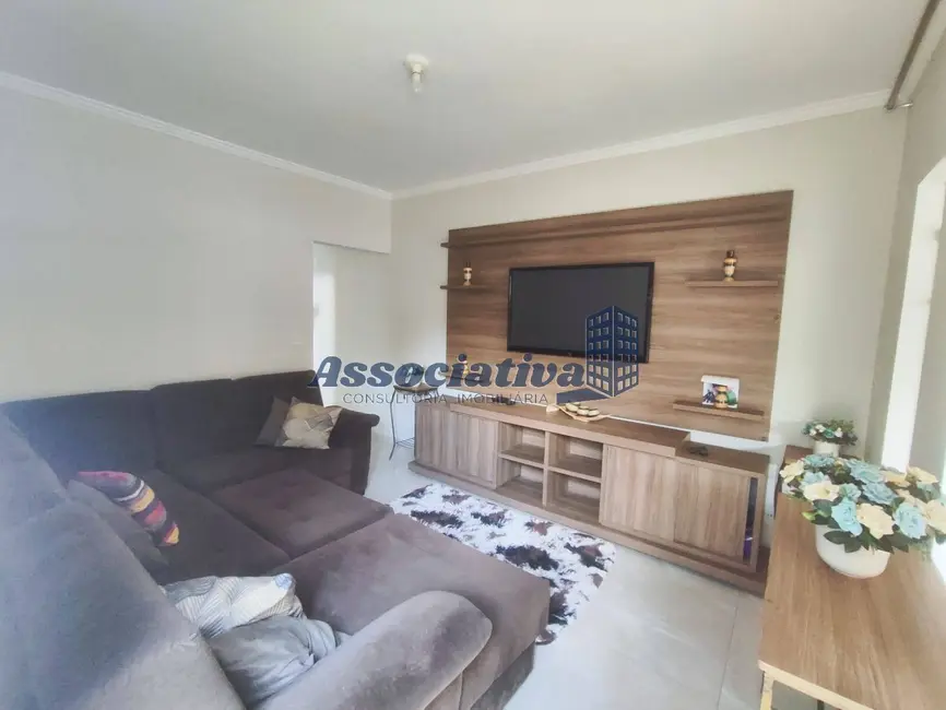 Foto 8 de Sobrado com 4 quartos à venda, 125m2 em Loteamento Residencial e Comercial Bosque Flamboyant, Taubate - SP