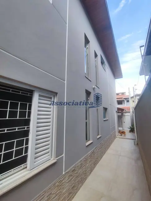 Foto 3 de Sobrado com 4 quartos à venda, 125m2 em Loteamento Residencial e Comercial Bosque Flamboyant, Taubate - SP