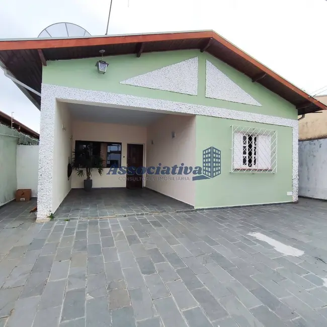 Foto 2 de Casa com 3 quartos à venda, 250m2 em Jardim da Luz, Taubate - SP