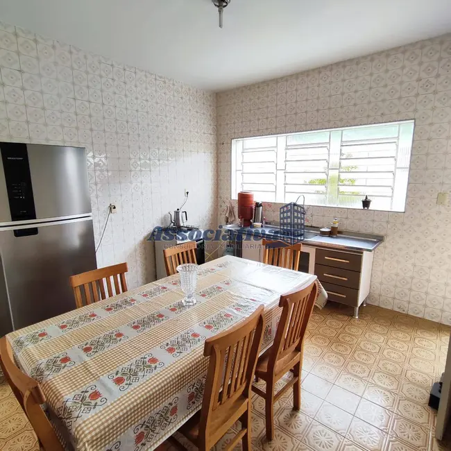 Foto 6 de Casa com 3 quartos à venda, 250m2 em Jardim da Luz, Taubate - SP