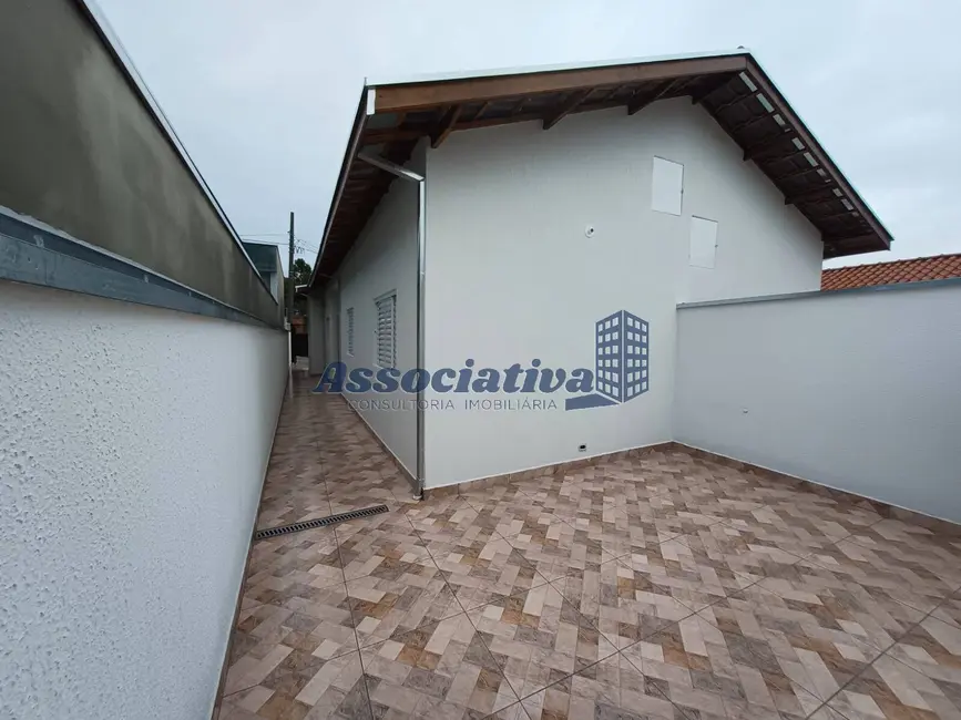 Foto 4 de Casa com 2 quartos à venda, 125m2 em Jardim Continental, Taubate - SP