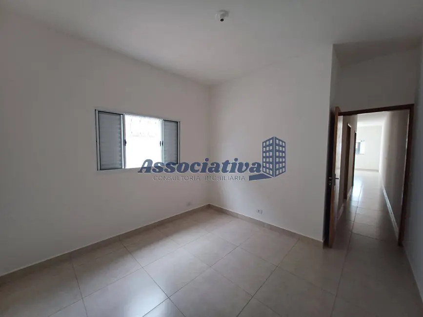 Foto 9 de Casa com 2 quartos à venda, 125m2 em Jardim Continental, Taubate - SP