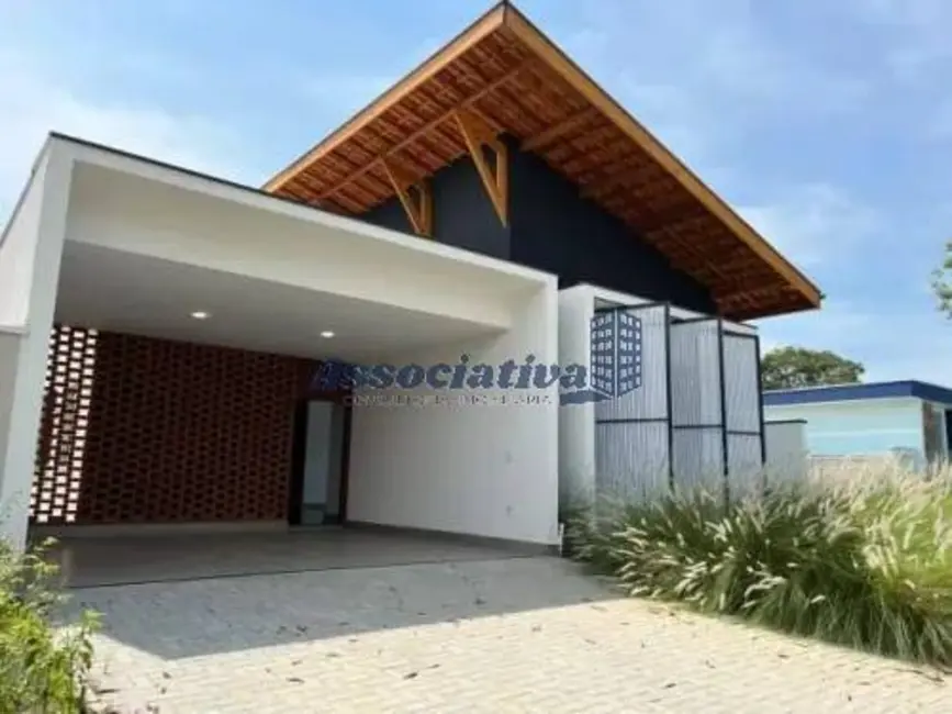 Foto 1 de Casa de Condomínio com 3 quartos à venda, 300m2 em Residencial Verdes Vales, Taubate - SP