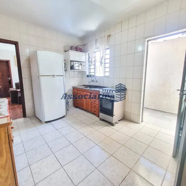 Foto 4 de Casa com 2 quartos à venda, 125m2 em Bel Recanto, Taubate - SP