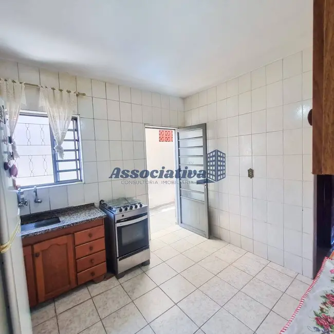Foto 3 de Casa com 2 quartos à venda, 125m2 em Bel Recanto, Taubate - SP