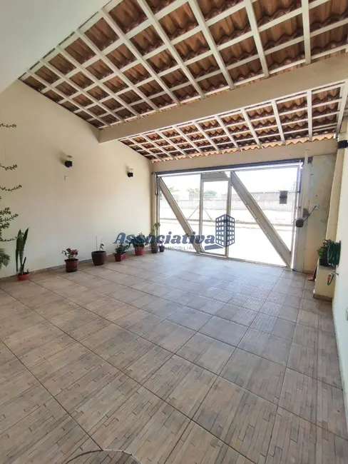 Foto 4 de Sobrado com 3 quartos à venda em Loteamento Residencial e Comercial Bosque Flamboyant, Taubate - SP