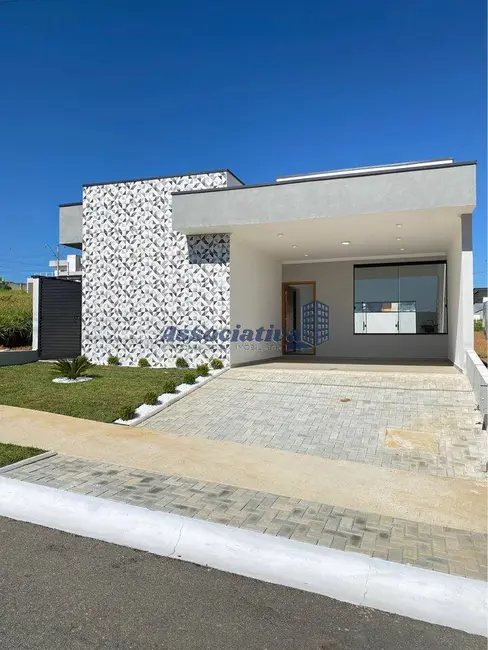 Foto 1 de Casa de Condomínio com 3 quartos à venda, 250m2 em Taubate - SP