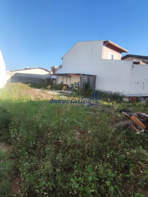 Foto 1 de Terreno / Lote à venda, 255m2 em Monção, Taubate - SP