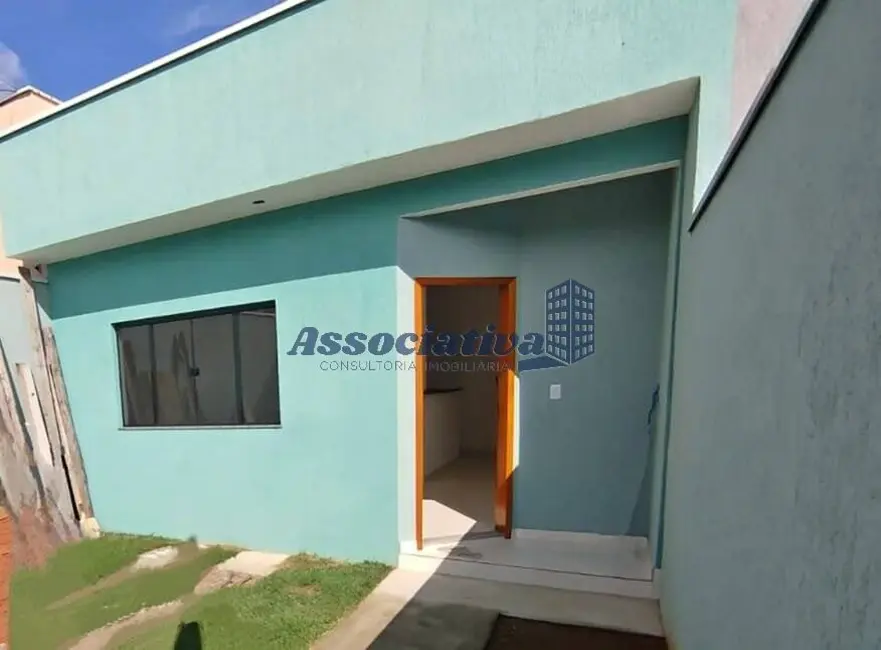 Foto 1 de Casa com 3 quartos à venda, 150m2 em Jardim Oásis, Taubate - SP