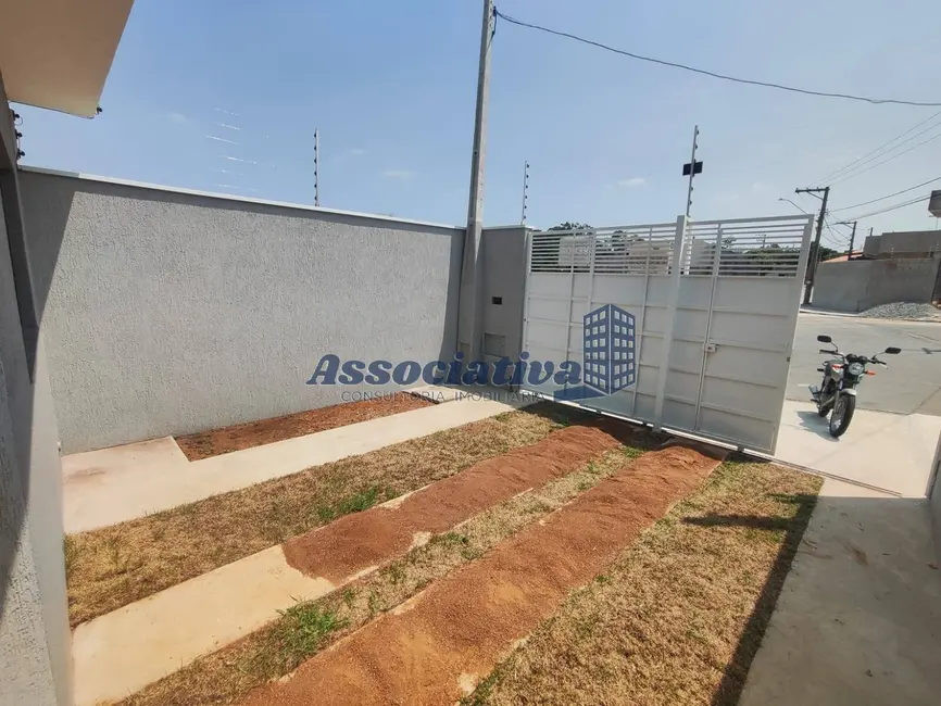 Foto 2 de Casa com 3 quartos à venda, 150m2 em Jardim Oásis, Taubate - SP