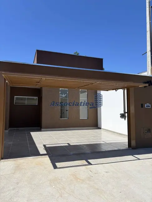 Foto 1 de Casa com 3 quartos à venda, 150m2 em Jardim Oásis, Taubate - SP