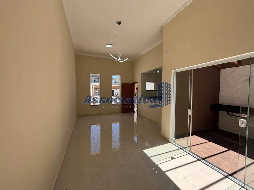 Foto 5 de Casa com 3 quartos à venda, 150m2 em Jardim Oásis, Taubate - SP