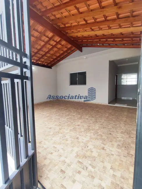 Foto 3 de Casa com 2 quartos à venda, 150m2 em Jardim Oásis, Taubate - SP