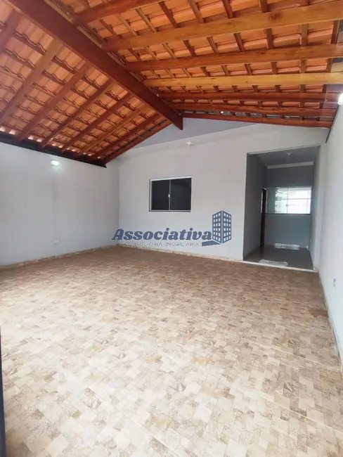 Foto 2 de Casa com 2 quartos à venda, 150m2 em Jardim Oásis, Taubate - SP