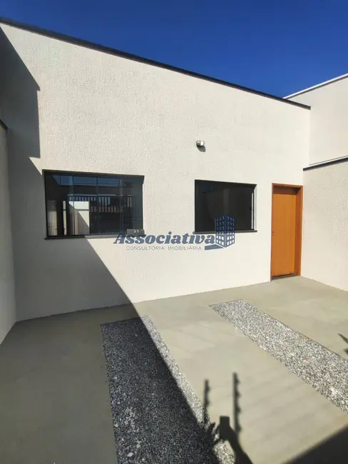 Foto 1 de Casa com 2 quartos à venda, 150m2 em Jardim Oásis, Taubate - SP