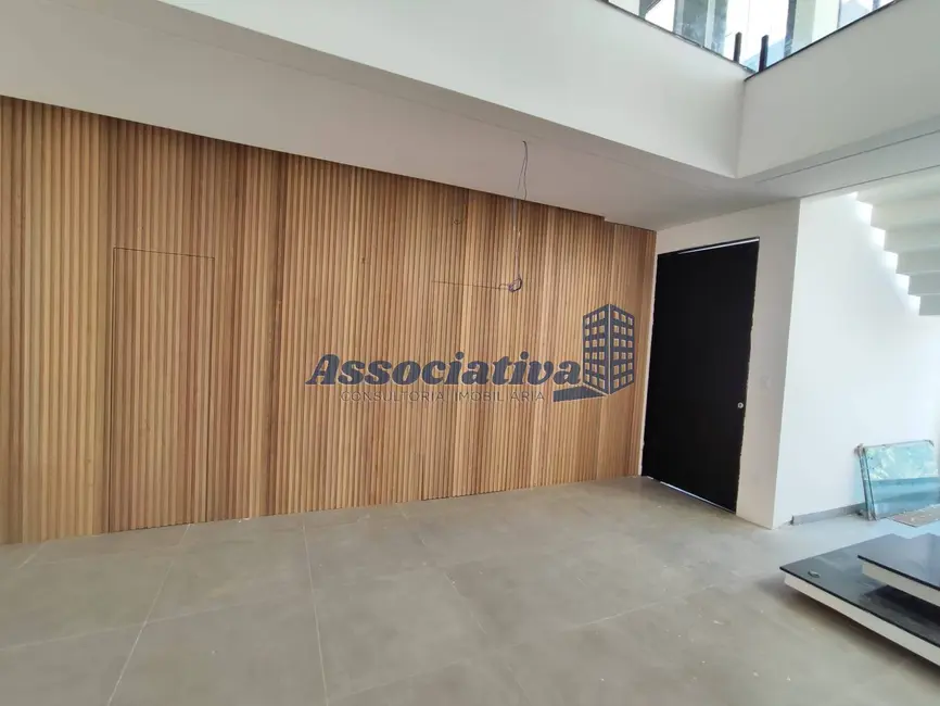 Foto 4 de Casa de Condomínio com 4 quartos à venda, 300m2 em Taubate - SP