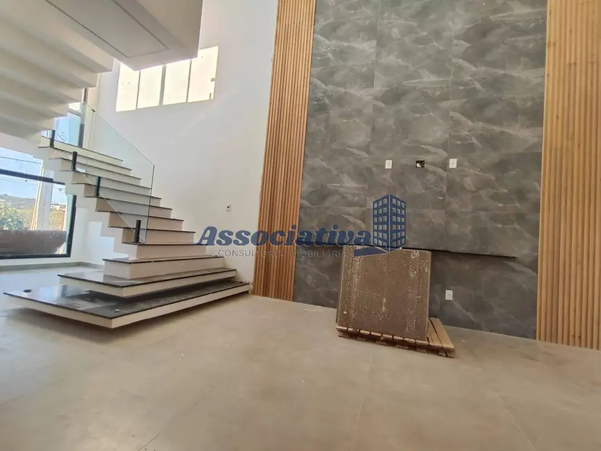 Foto 6 de Casa de Condomínio com 4 quartos à venda, 300m2 em Taubate - SP