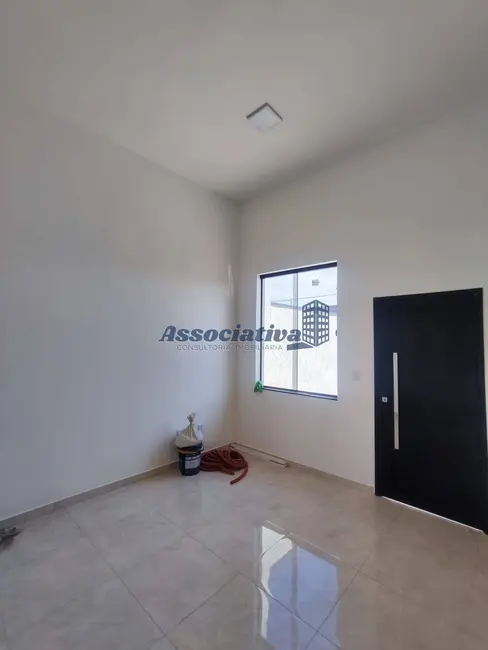 Foto 3 de Casa com 3 quartos à venda, 150m2 em Areão, Taubate - SP