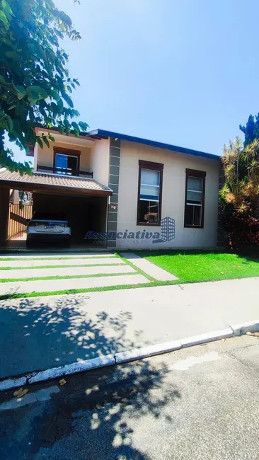 Foto 3 de Casa de Condomínio com 3 quartos à venda, 300m2 em Jardim Independência, Taubate - SP