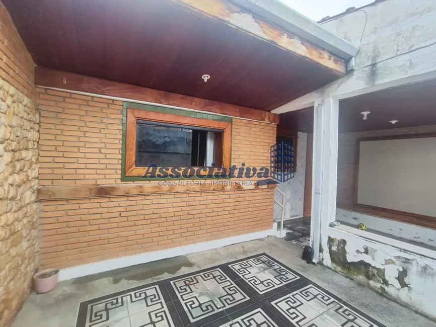 Foto 5 de Casa com 2 quartos à venda, 150m2 em Esplanada Independência, Taubate - SP