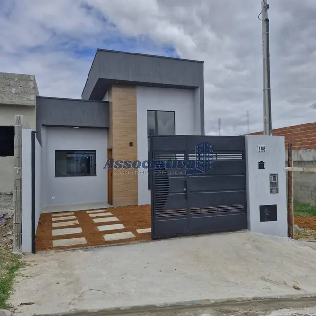 Foto 1 de Casa com 2 quartos à venda, 150m2 em Areão, Taubate - SP