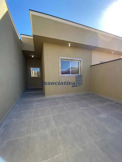Foto 2 de Casa com 2 quartos à venda em Residencial Estoril, Taubate - SP
