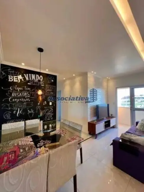 Foto 1 de Apartamento com 2 quartos à venda, 58m2 em Jardim Gurilândia, Taubate - SP